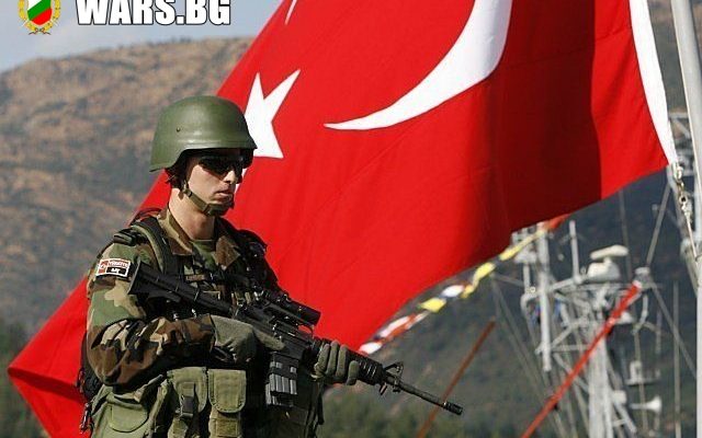 В Турската армия чистката продължава