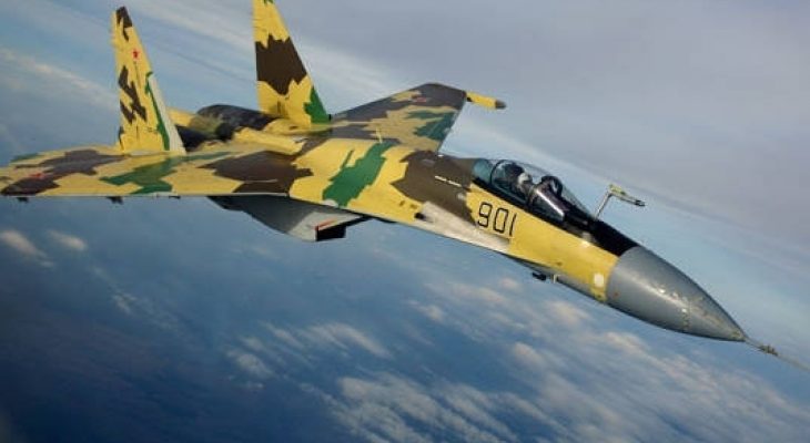 Изтребител Су-35С изпълни за първи път уникални фигури от висшия пилотаж (ВИДЕО)