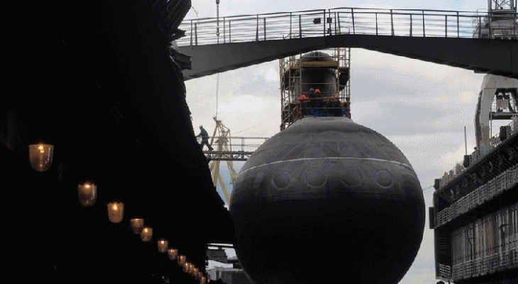 Русия вкарва в Черно море още една най-безшумна в света подводница от серията "Черната дупка" (ВИДЕО)