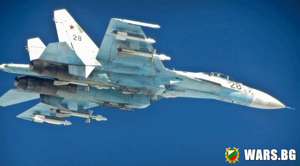 Близка среща между руски Су-27 и американски P-8A в Черно море