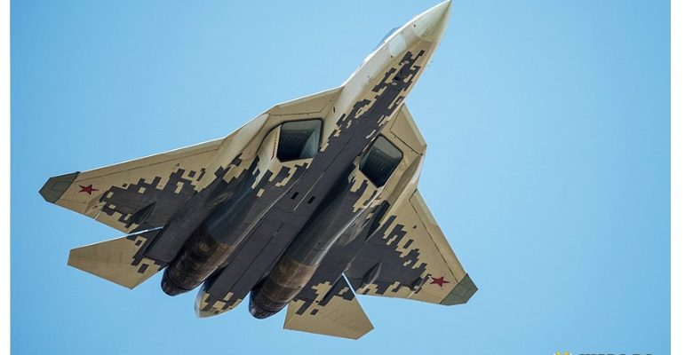 Су-57 срещу F-35: кой от двата самолета бие по цена?
