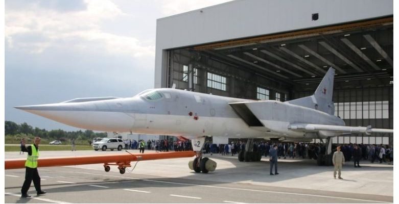 Показаха новия руски ракетоносец Ту-22М3М отвътре