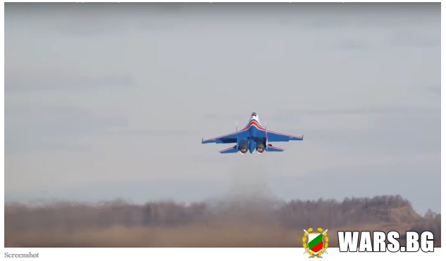 ВИДЕО: "Русские витязи" изпробваха новите изтребители Су-35С