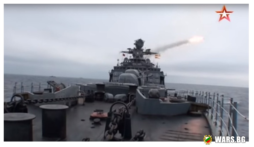 Морска битка: руският флот показа огневата си мощ в пълния ѝ блясък